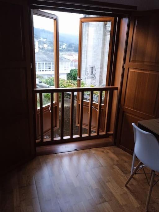 O Picho: Apartamento Centrico. Pontedeume Esterno foto