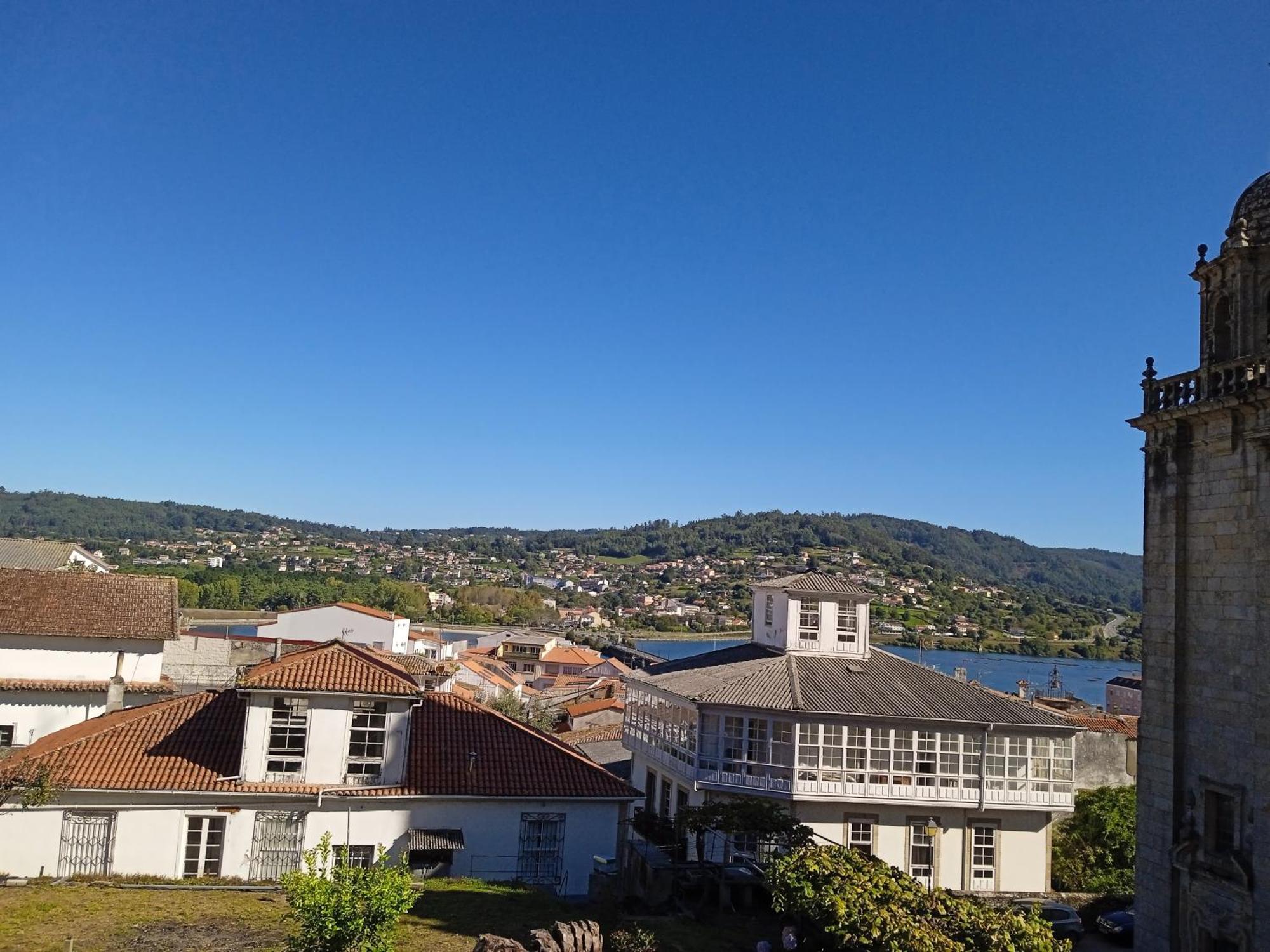 O Picho: Apartamento Centrico. Pontedeume Esterno foto